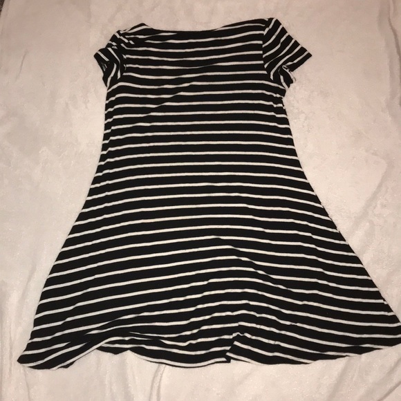 Stripped t shirt dress - Picture 3 of 3